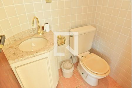 Apartamento para alugar com 200m², 4 quartos e 2 vagasbanheiro 2