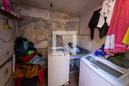 Casa à venda com 170m², 6 quartos e sem vagaÁrea de Serviço