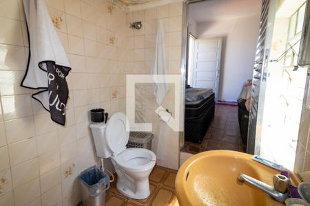 Casa à venda com 170m², 6 quartos e sem vagaBanheiro da Suíte