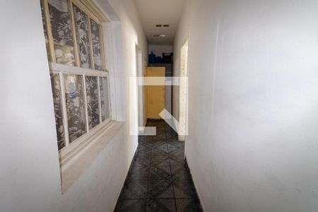 Casa à venda com 170m², 6 quartos e sem vagaCorredor