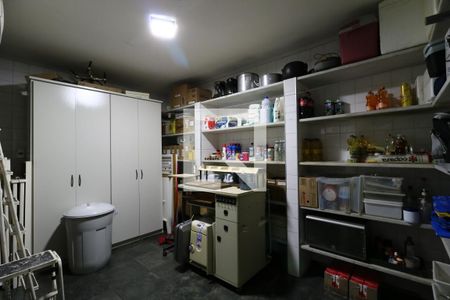 Casa à venda com 650m², 5 quartos e 3 vagasDispensa