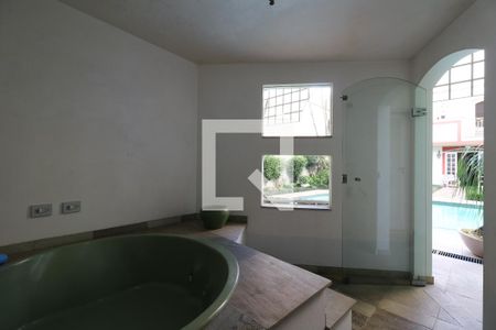 Casa à venda com 650m², 5 quartos e 3 vagasHidromassagem