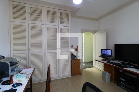 Casa à venda com 650m², 5 quartos e 3 vagasSuíte 1