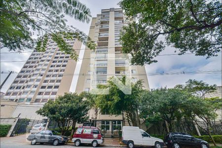 Fachada de apartamento para alugar com 2 quartos, 70m² em Cambuci, São Paulo