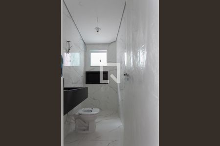 Casa à venda com 116m², 3 quartos e 2 vagas Casa à venda com 116m², 3 quartos e 2 vagasBanheiro Social 2