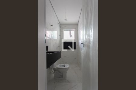 Casa à venda com 116m², 3 quartos e 2 vagas Casa à venda com 116m², 3 quartos e 2 vagasBanheiro Social 1