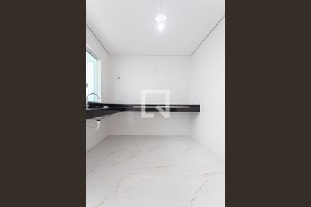 Casa à venda com 116m², 3 quartos e 2 vagas Casa à venda com 116m², 3 quartos e 2 vagasCozinha