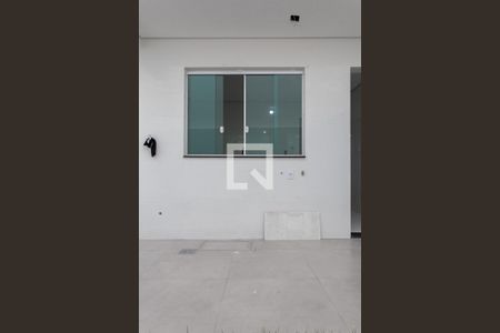 Casa à venda com 116m², 3 quartos e 2 vagas Casa à venda com 116m², 3 quartos e 2 vagasÁrea de Serviço