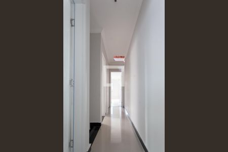 Casa à venda com 116m², 3 quartos e 2 vagas Casa à venda com 116m², 3 quartos e 2 vagasCorredor