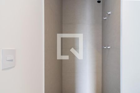 Banheiro de kitnet/studio à venda com 1 quarto, 23m² em Vila Olímpia, São Paulo