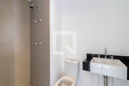 Banheiro de kitnet/studio à venda com 1 quarto, 23m² em Vila Olímpia, São Paulo