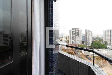 Varanda  de apartamento para alugar com 1 quarto, 55m² em Indianópolis, São Paulo