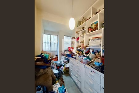 Apartamento à venda com 175m², 4 quartos e sem vagaQuarto