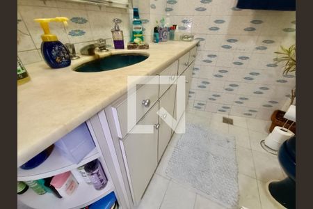 Apartamento à venda com 175m², 4 quartos e sem vagaBanheiro social