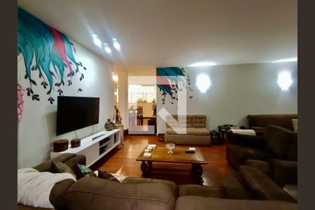 Apartamento à venda com 175m², 4 quartos e sem vagaSala