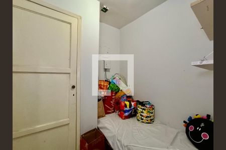 Apartamento à venda com 175m², 4 quartos e sem vagaQuarto serviço