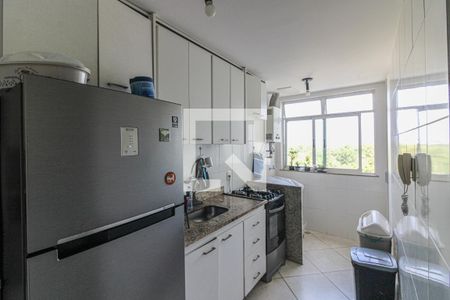 Apartamento à venda com 93m², 3 quartos e 2 vagas Apartamento à venda com 93m², 3 quartos e 2 vagasCozinha e Área de Serviço