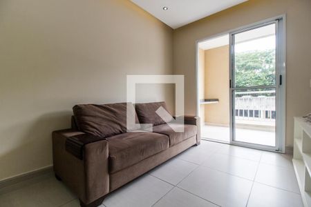 Sala de TV de apartamento para alugar com 2 quartos, 80m² em Jardim Tupanci, Barueri