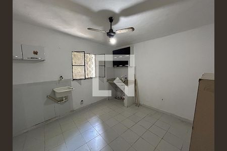 Casa para alugar com 60m², 1 quarto e sem vagaCozinha e Área de Serviço