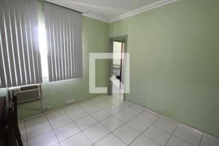Sala de apartamento para alugar com 1 quarto, 40m² em Madureira, Rio de Janeiro