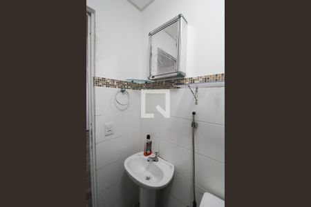 Banheiro de apartamento para alugar com 2 quartos, 50m² em Jardim Tamoio, Jundiaí