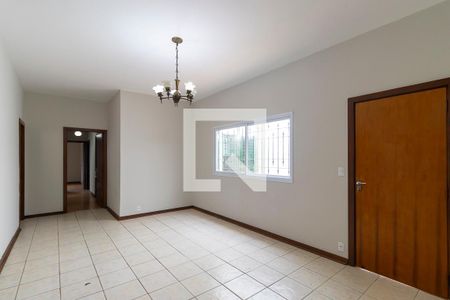 Casa para alugar com 164m², 4 quartos e 2 vagasSala de jantar