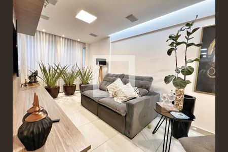 Sala  de apartamento à venda com 3 quartos, 75m² em Nova Suíça, Belo Horizonte