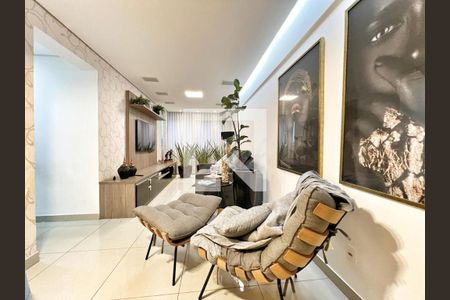 Sala  de apartamento à venda com 3 quartos, 75m² em Nova Suíça, Belo Horizonte