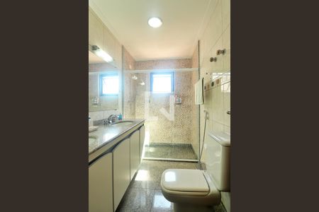 Apartamento à venda com 170m², 3 quartos e 3 vagasSuíte - Banheiro do Quarto 3