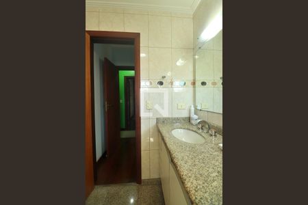 Apartamento à venda com 170m², 3 quartos e 3 vagasSuíte - Banheiro do Quarto 3