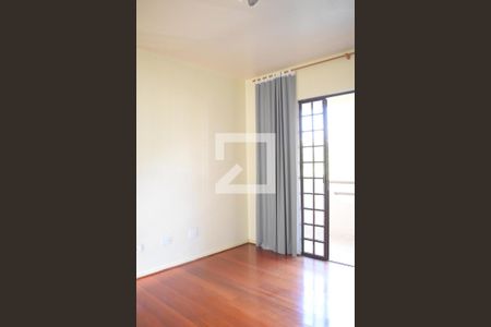 Quarto 1 de casa para alugar com 3 quartos, 102m² em Santa Cândida, Curitiba