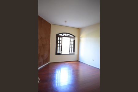 Sala de casa para alugar com 3 quartos, 102m² em Santa Cândida, Curitiba