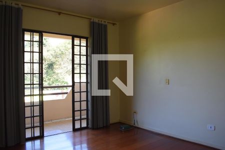 Quarto 1 de casa para alugar com 3 quartos, 102m² em Santa Cândida, Curitiba
