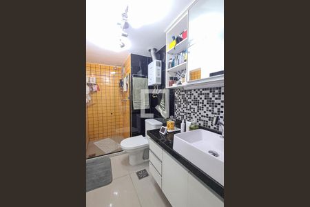 Banheiro de apartamento à venda com 1 quarto, 62m² em Cachambi, Rio de Janeiro