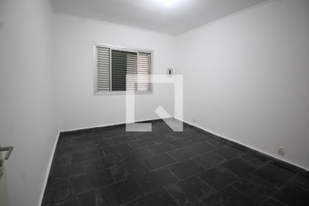 Quarto 1 de casa para alugar com 3 quartos, 120m² em Carandiru, São Paulo