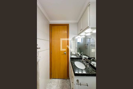 Apartamento para alugar com 86m², 3 quartos e 2 vagas Apartamento para alugar com 86m², 3 quartos e 2 vagasSuíte
