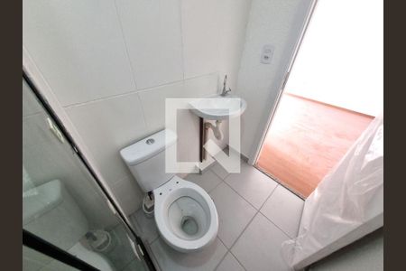 Banheiro de apartamento para alugar com 1 quarto, 34m² em Encantado, Rio de Janeiro