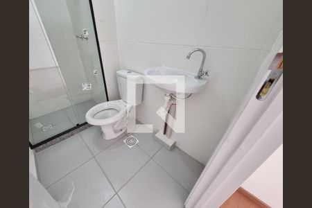 Banheiro de apartamento para alugar com 1 quarto, 34m² em Encantado, Rio de Janeiro