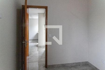 Quarto 1 de apartamento para alugar com 2 quartos, 40m² em Vila Granada, São Paulo