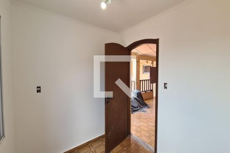 Casa à venda com 417m², 4 quartos e 5 vagasQuarto de Serviço