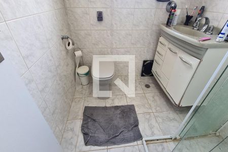 Casa à venda com 417m², 4 quartos e 5 vagasBanheiro 1