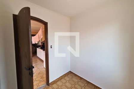 Casa à venda com 417m², 4 quartos e 5 vagasQuarto de Serviço