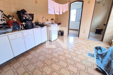 Casa à venda com 417m², 4 quartos e 5 vagasÁrea de Serviço