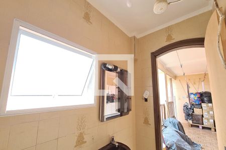 Casa à venda com 417m², 4 quartos e 5 vagasBanheiro de serviço