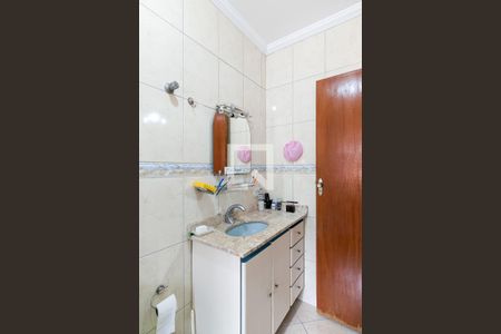 Banheiro da suíte de casa à venda com 3 quartos, 160m² em Montanhão, São Bernardo do Campo
