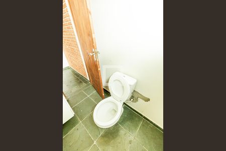 Casa à venda com 200m², 3 quartos e 3 vagasBanheiro 2