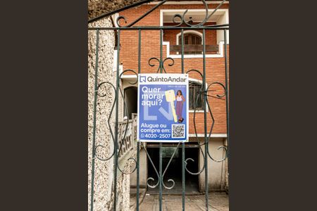 Casa à venda com 200m², 3 quartos e 3 vagasFachada