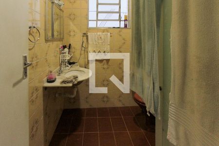 Casa à venda com 300m², 8 quartos e 4 vagasBanheiro casa 02