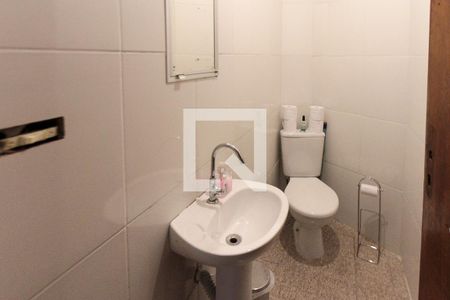 Casa à venda com 300m², 8 quartos e 4 vagasBanheiro casas 02