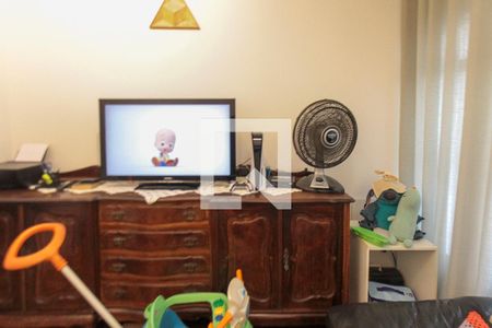 Casa à venda com 300m², 8 quartos e 4 vagasSala cassa 02